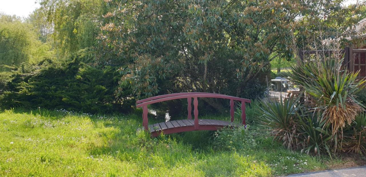 Vila Les Grands Bois Saint-Épain Exteriér fotografie
